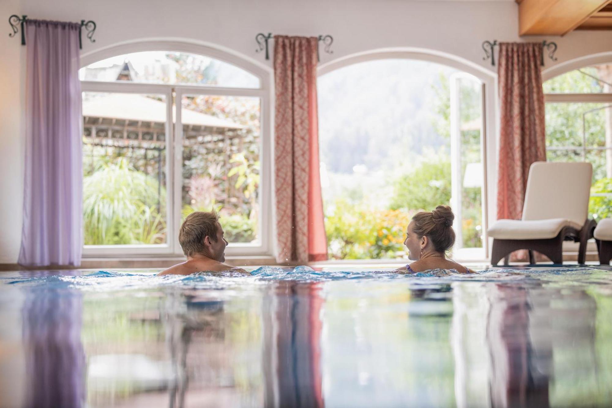 Familien- & Vitalhotel Auenhof Fulpmes Eksteriør billede